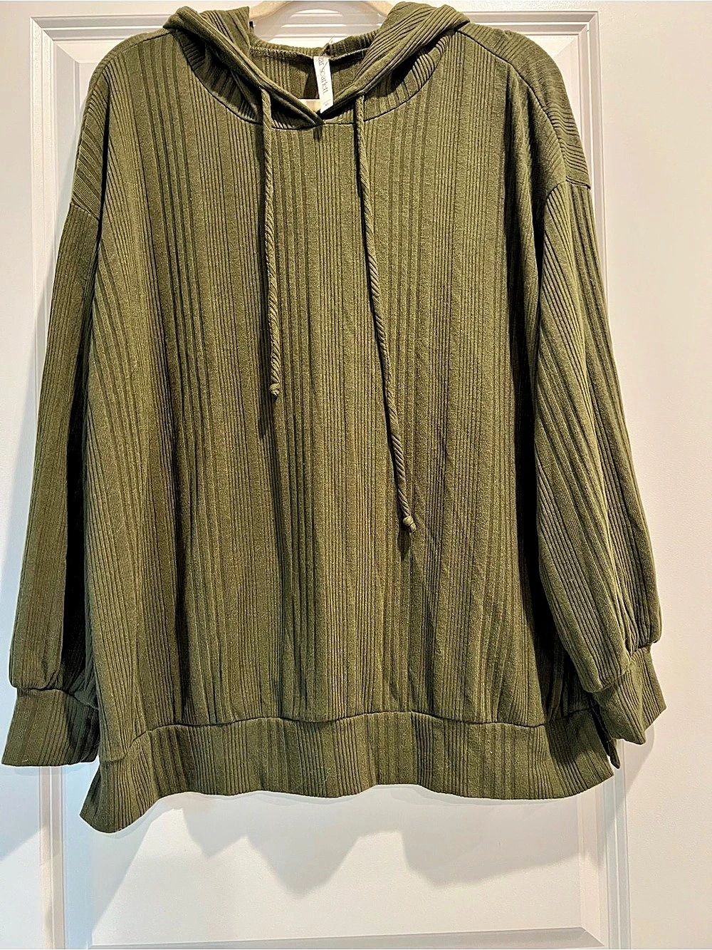 Dear Scarlett Knit Ribbed Hooded Top in Green XL Like New